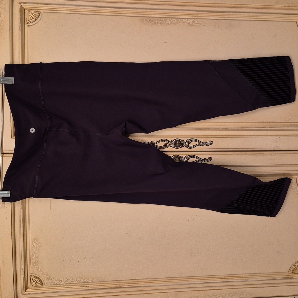 90 Degree Yoga Pants in dark Purple, size L - Picture 4 of 6